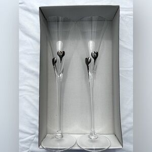 Set of Glass Wedding Champagne glasses with heart